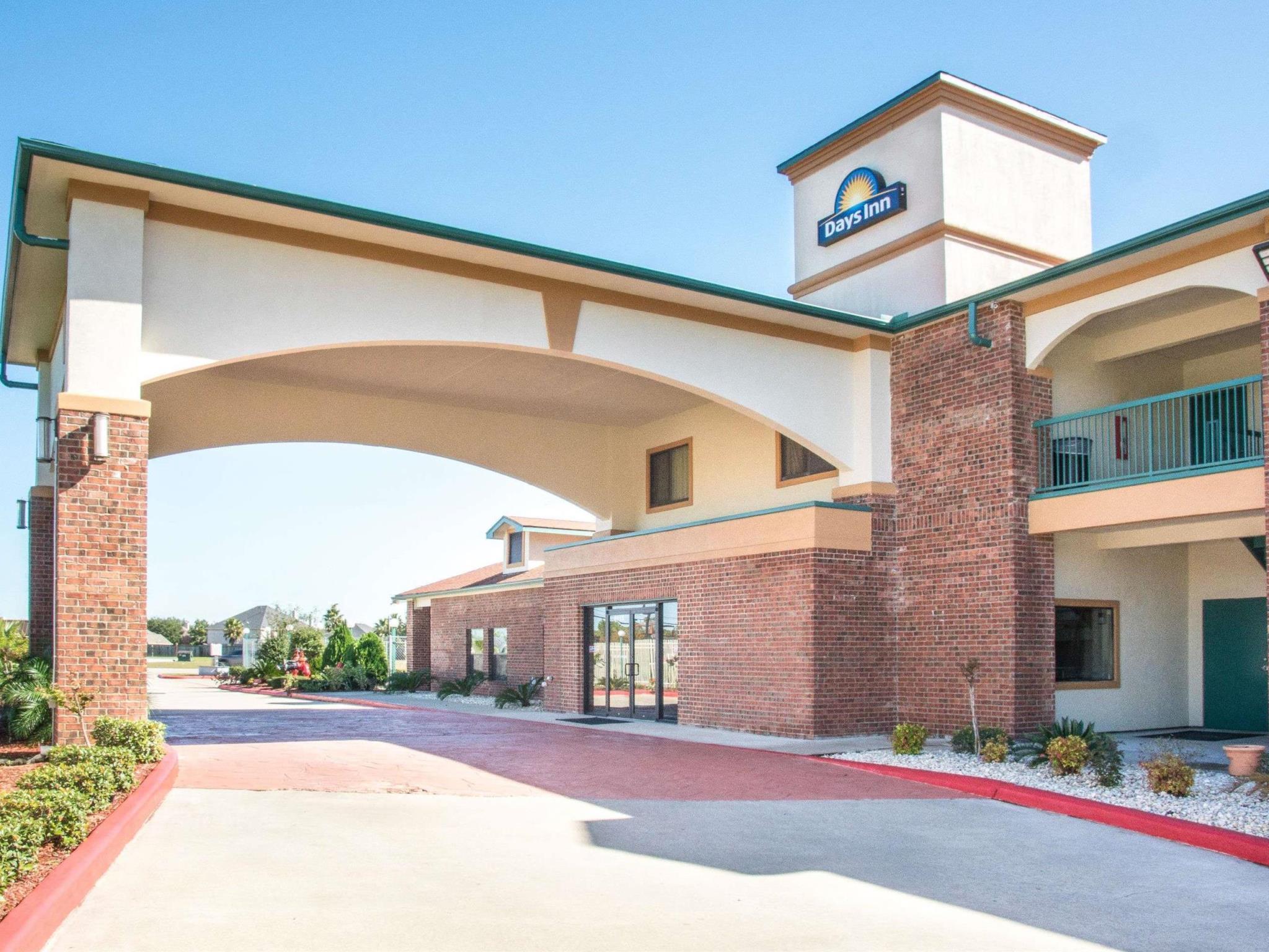 Days Inn By Wyndham Baytown East Exteriör bild